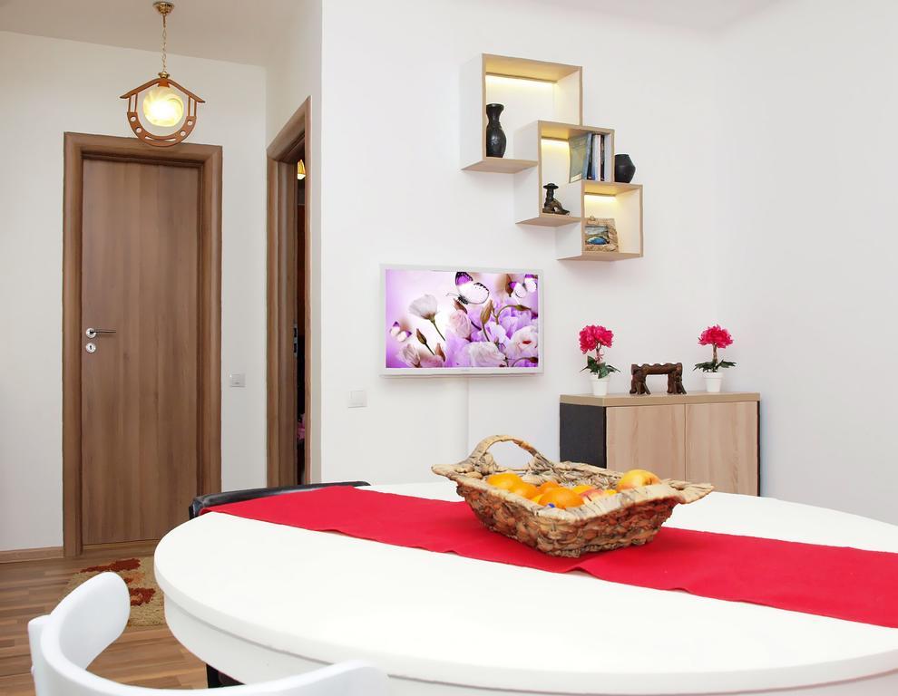 דירות בוקרשט Fancy 1Bd Family Friendly In Historical Centre מראה חיצוני תמונה